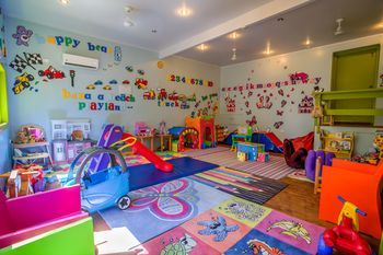 Childrens Play Area - Indoor